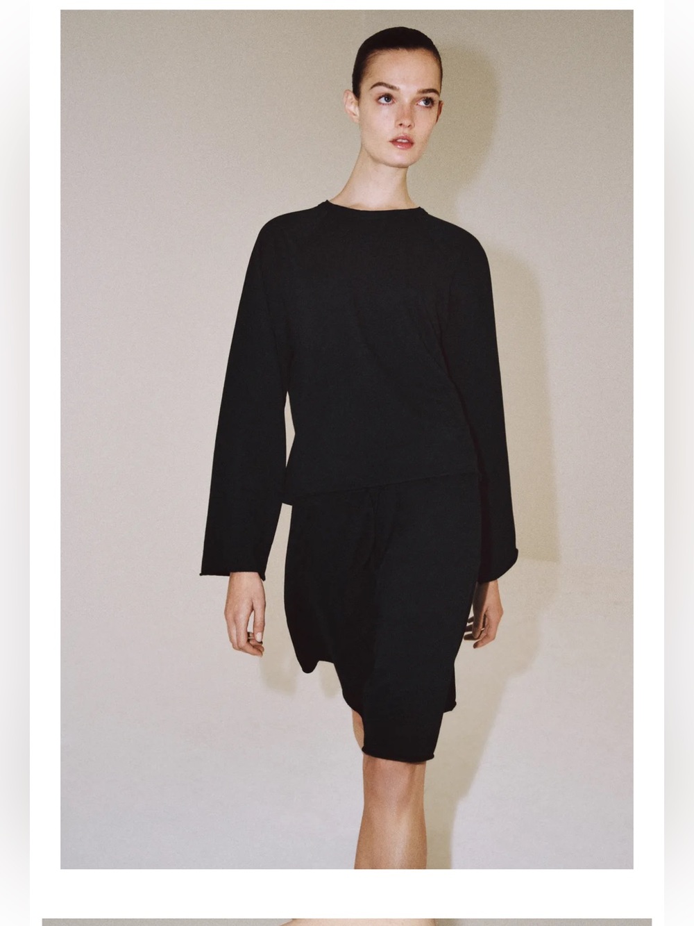 Zara Regular Fit Long Sleeve Raglan T-Shirt Black 0858/152/800 Margot Robbie NWT